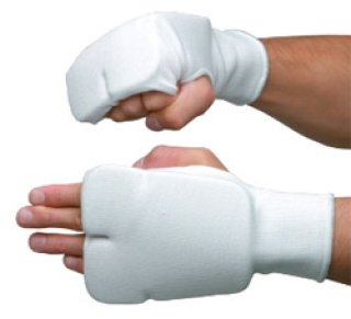 マーシャルワールドジャパン格闘技用品・トレーニング用品の製造・卸売